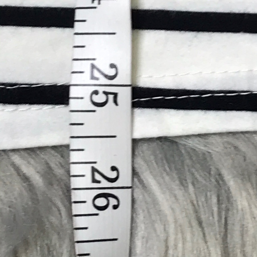 Ours horizontal striped long sleeve tee size S - Picture 4 of 4